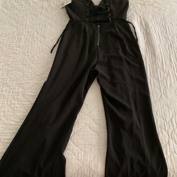 Black Jumpsuit 🖤 - Picture 6 of 8